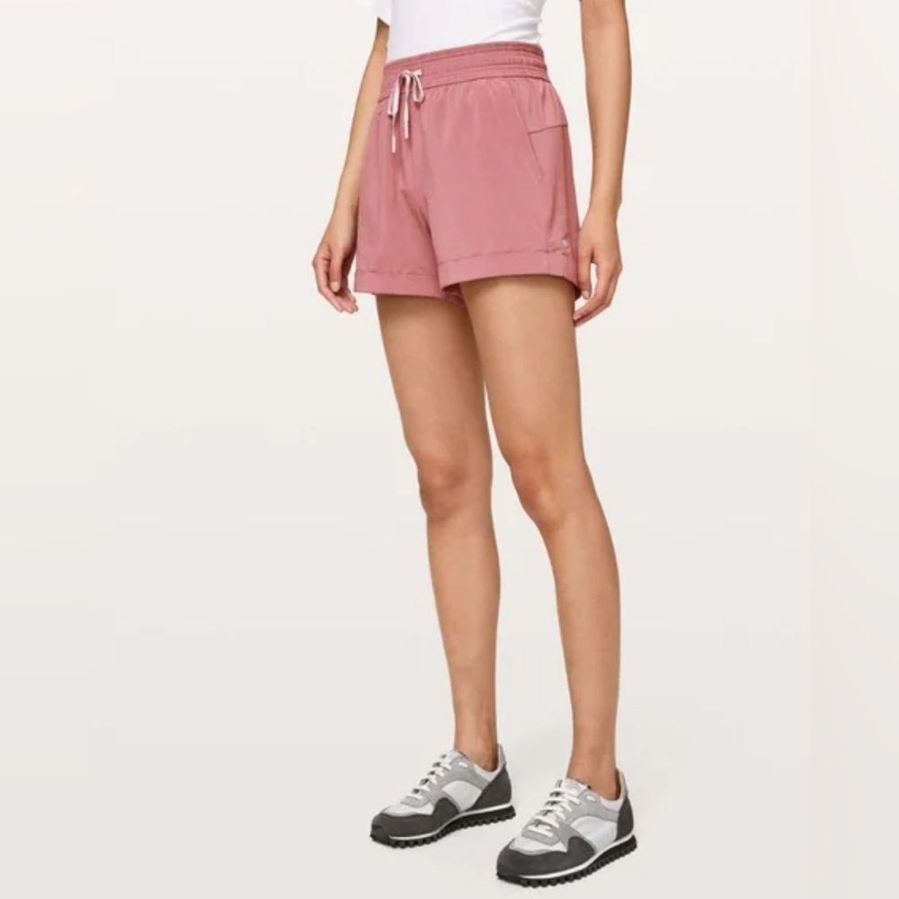 Lululemon Spring Breakaway Shorts